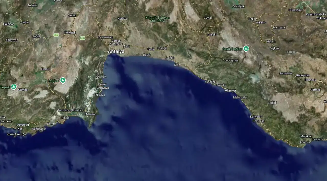 Antalya’da 231 Milyonluk Satış: 10 Dev Hazine Arazisi Açık Artırmada 2